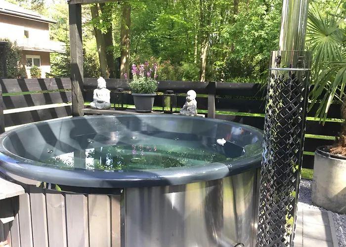 Dersum Diamond Ferienwohnung&Bed&Breakfast